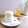 도쿄카페-코엔지: 귀여운 팬케이크와 푸딩! 디저트 잘 만드는 카페 <아이무 AIMU>
