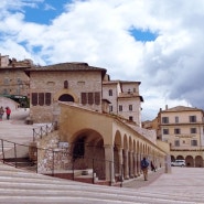 추억 찾아 떠나는 이탈리아 중세시대 소도시 여행 ' 아시시 Assisi '