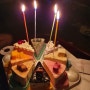 배스킨라빈스 아이스크림 케이크로 생일축하했어요^^