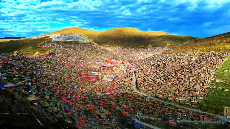 [중국 쓰촨성] 써다(色达) 현의 세계 최대 불교 대학인 오명불학원(五明佛学院) #1 : 네이버 블로그