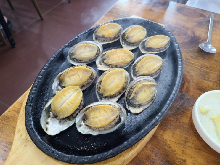 제주 구좌 맛집 명진전복 / 전복돌솥밥,전복구이,전복죽 다...