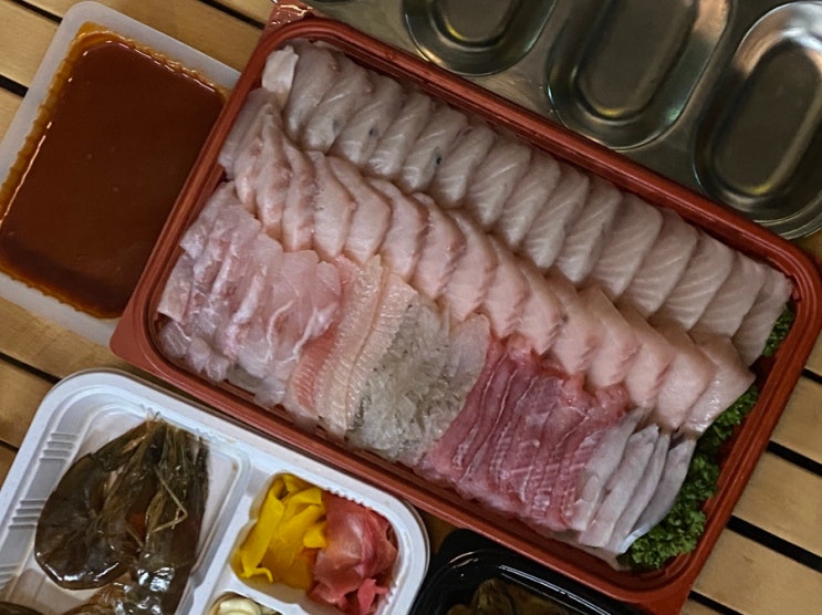 여수 회포장 추천해요!! 여수 선어회 맛집 장안선어마을에서 싱싱한 선어 포장해왔어욥!! : 네이버 블로그