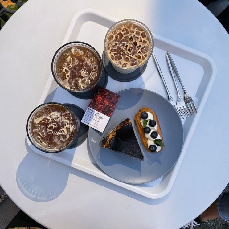 합정 카페) 머씨커피 mercy coffee (feat. 바리스타 추천, 바치케, 에끌레어) : 네이버 블로그