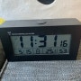 [아저씨가 쓰는물건] 17. 니토리 온습도계 탁상시계(전파디지털시계, YT6508BK)