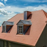 [지붕] 평기와 지붕 위에 천연슬레이트 돌출지붕