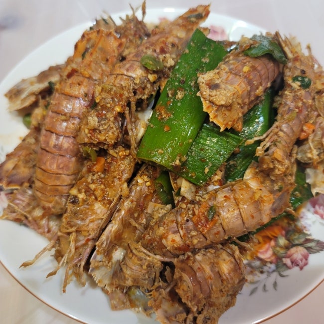 제철갯가재 (쏙,털치)이렇게 먹으면 진짜진짜 맛있어!(마라갯가재/갯가재볶음/갯가재손질) : 네이버 블로그