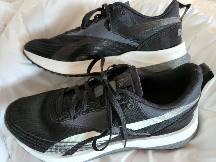리복 플로트라이드 에너지 4 Reebok Floatride Energy 4 (GX0270)(GY2386) : 네이버 블로그