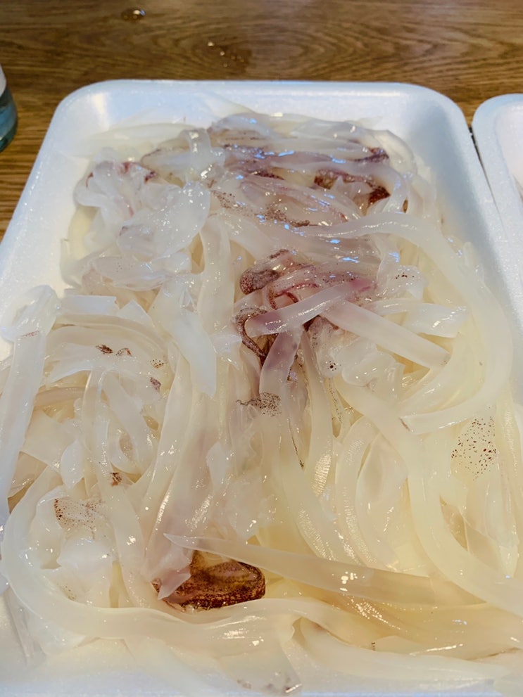 제주도 여행 둘째날 저녁은 한림킹마트회센타에서 한치회&뿔소라회 포장 : 네이버 블로그
