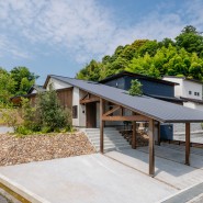 커다란 한 지붕 아래 가족이 하나가 되는 일본 단독주택