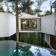 숲과 동화된 브라질 주택