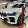스타포쉬(STAR POSH) 2022년 BMW X6 LED 전동사이드스텝 시공