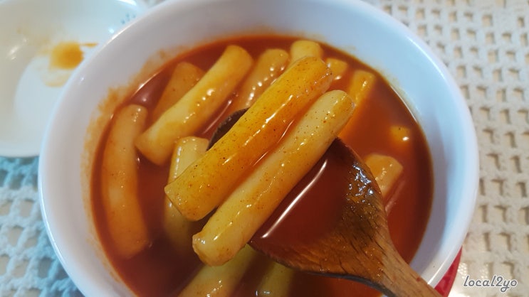 3초떡볶이 / 학교앞 길쭉한 밀떡 생각나는 냉동떡볶이 : 네이버 블로그