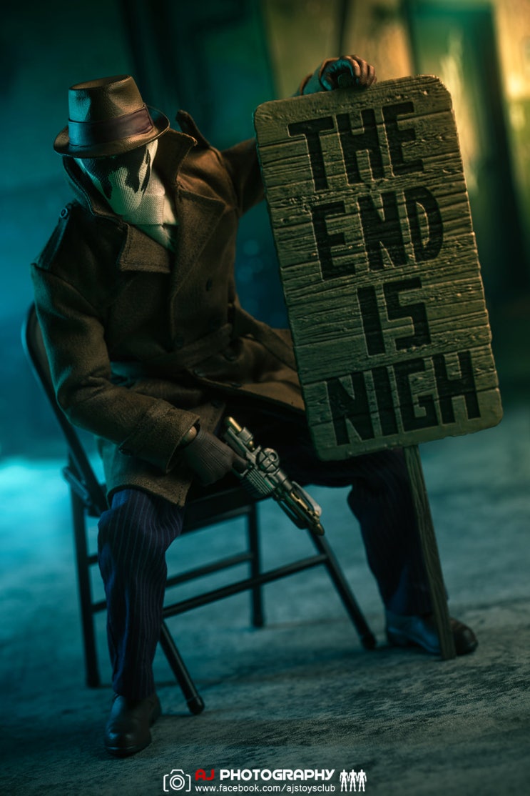 SooSooToys SST032 Watchmen The Comedian 1/6 Figure - Comme Neuf (défaut Peinture Mains)