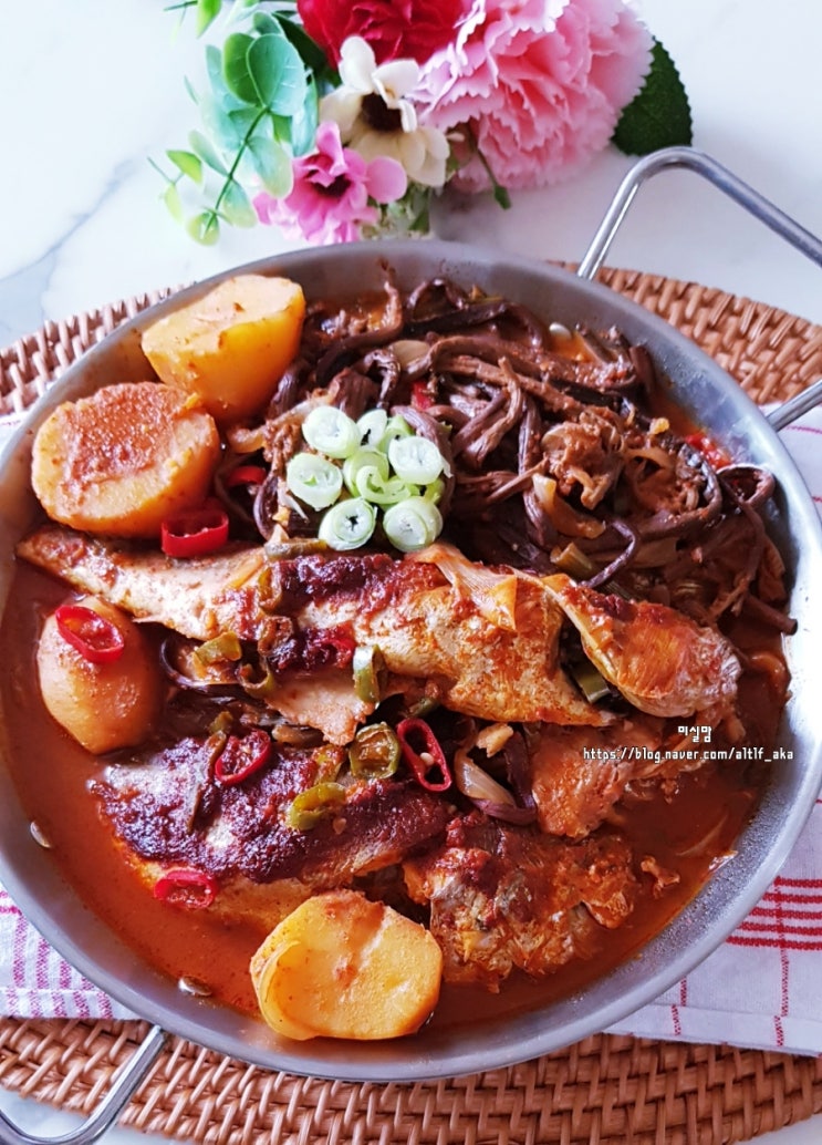 부세 조기조림 양념 고사리 조기조림 만드는법 고사리 조기찌개 조기찜 조기매운탕 만드는법 조기 손질법 조기요리 생선조림 양념장 ...