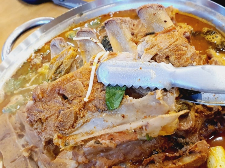 경산중산동맛집 찐한 국물맛 일품 남다른감자탕 경산중산점