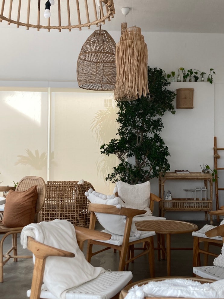 한국인 취향 저격! 아부다비 카페 추천 Parallel cafe, 무제한 브런치 카페 Circle cafe 후기 : 네이버 블로그
