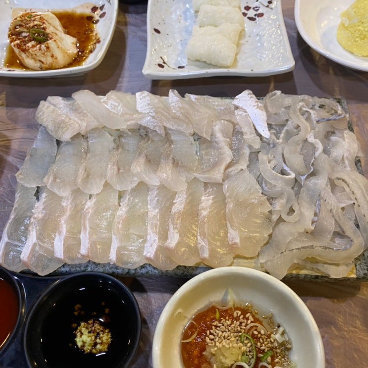 부산 재송동맛집 몽돌횟집(해운대 센텀시티 횟집) : 네이버 블로그