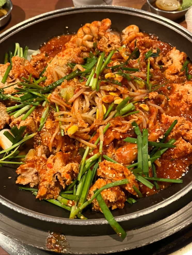 강남/신논현 맛집] 쏘주를 부르는 알찜&알전골 맛집 