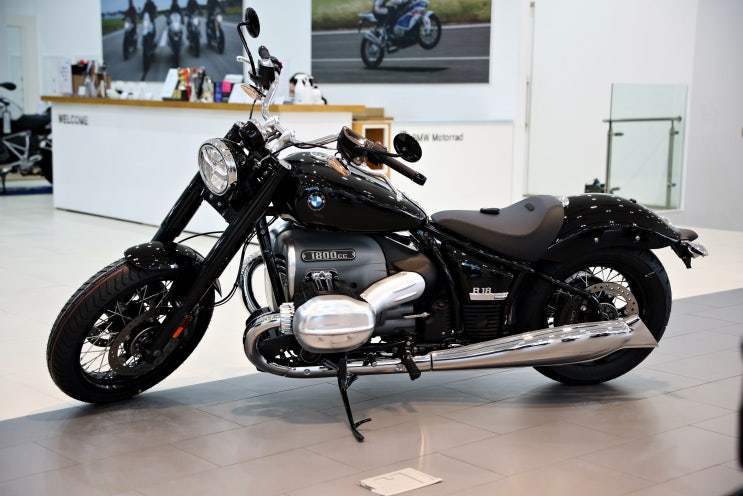 BMW R18 노멀 프리미엄. 저먼 해리티지 크루저 출고. : 네이버 블로그
