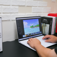 가벼운 대학생 노트북 화면이 넓어 효율적인 LG그램 16ZD90Q-GX56K