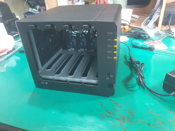 시놀로지 나스 전원이상 수리 DS415+ 주황불 수리 : 네이버 블로그