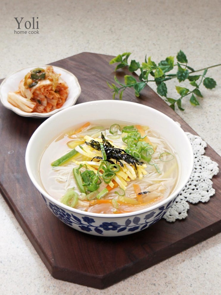 잔치국수 만들기 육수 고명 맛있게 점심메뉴 추천 : 네이버 블로그