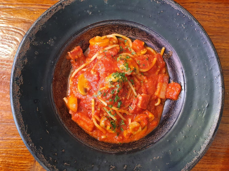 [분당 판교 가볼만한곳] 카페랄로 :운중저수지 파스타맛집