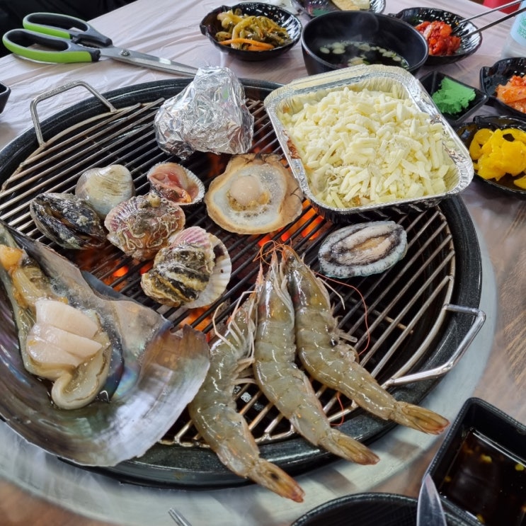[부안 변산 맛집] 키조개를 인원수대로! 채석강 맛집 '채석강 조개구이' : 네이버 블로그