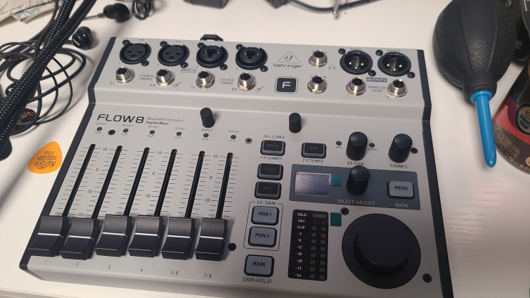 베링거 flow8 오디오 믹서 후기.behringer : 네이버 블로그