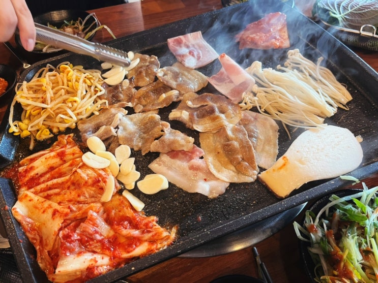 대전 중리동 대패 삼겹살 맛집 : 골목대패 뿌신 후기 : 네이버 블로그