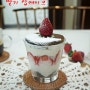 홈카페레시피 컵케이크 만들기 달콤한 딸기요리 딸기컵케이크