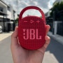 작은 바디에서 울려퍼지는 웅장한 베이스, JBL CLIP4. 편의성 높은 휴대용 스피커
