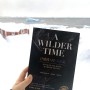 그린란드에서 빙하보며 읽는, 책 “근원의 시간 속으로” (도서출판 더숲)