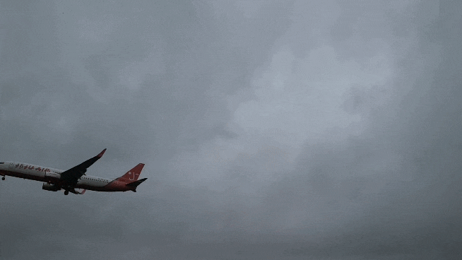 비행기 인생샷 명소, 제주 그라나다