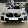 2022 BMW X6 40i, 전동사이드스텝 시공으로 안전한 승하차!