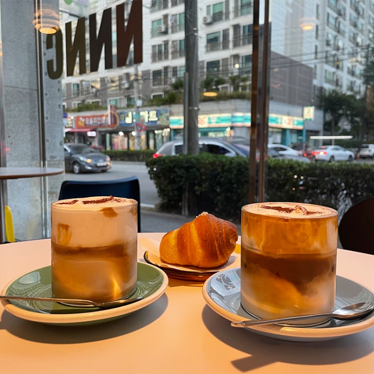 군산 월명동 NNNC 카페 내돈내산 후기 : 네이버 블로그