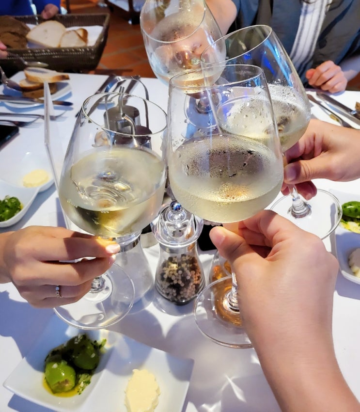 파타야 여행 와인 무제한 맛집 Casa Pascal Restaurant