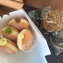 서귀포 디저트 카페 수제크림 가득한 도넛 맛집 달콤한 계단