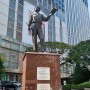 서울 소공동 롯데호텔 앞 푸시킨 동상