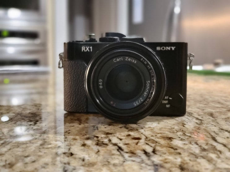 (득템) 소니 똑딱이 카메라 큰형님 RX1 SONY CYBER-SHOT DSC RX1 : 네이버 블로그
