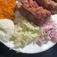 몬테네그로 울치니 맛집 QEBAPTORE9 고기요리 케밥 후기