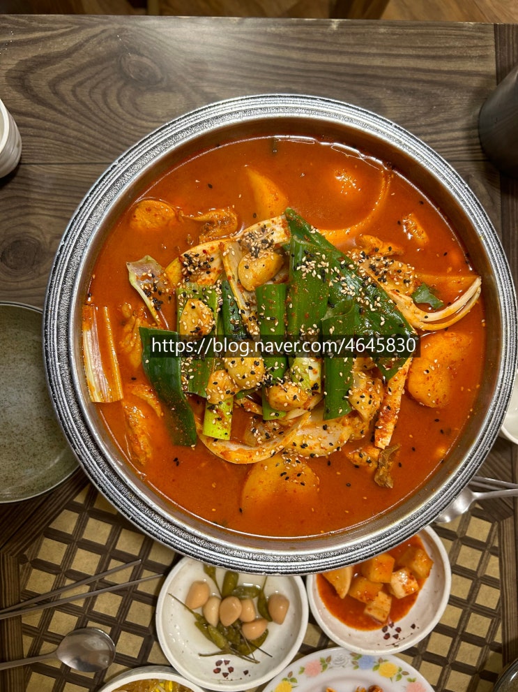 [충주 맛집 함지박] : 네이버 블로그