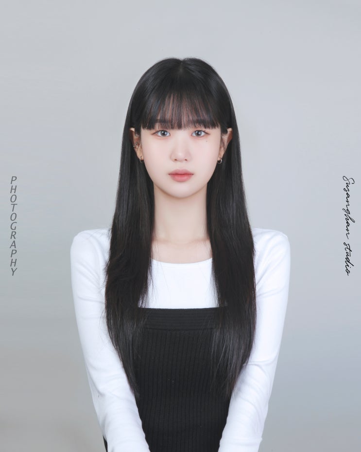 [홍대증명사진] 홍대에서 증명사진 나만의 컬러로 | 수상한사진관 홍대2호점 : 네이버 블로그