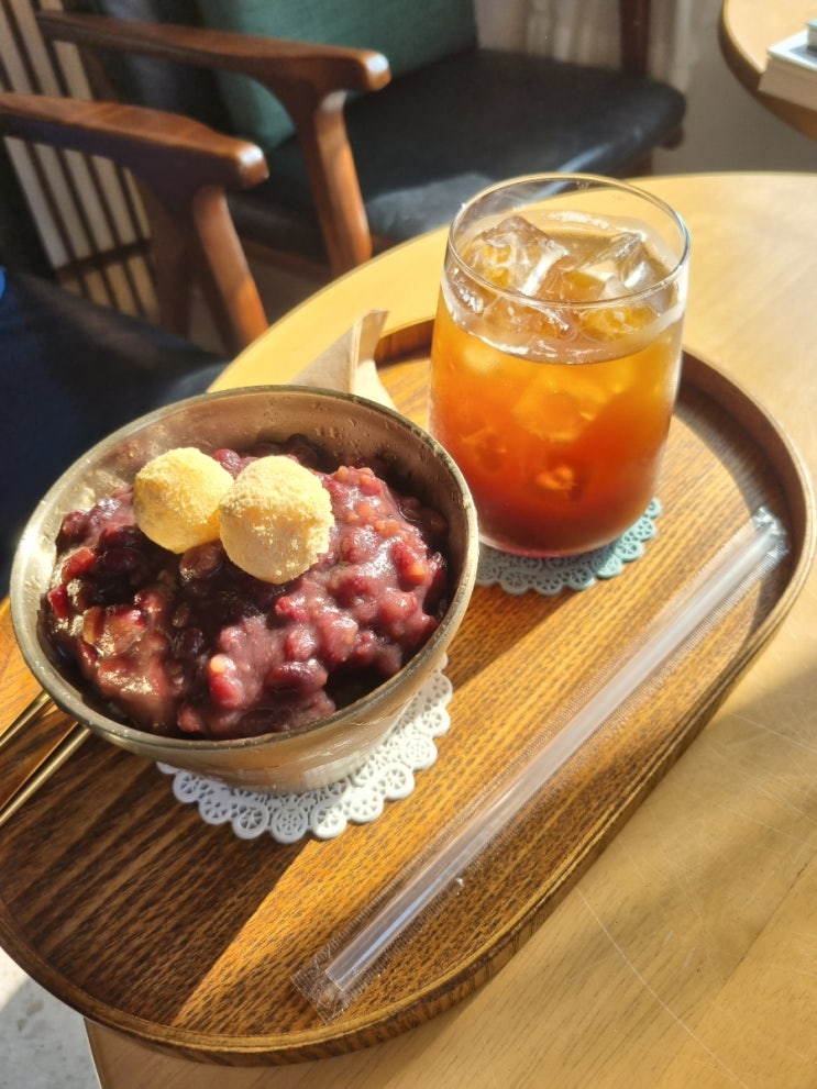 (진해카페) 왜 안가? 인테리어 맛집! 조용한 한옥카페 '송학커피'