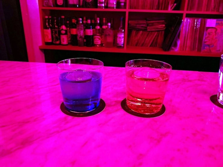 [BAR] 오사카 술집 이발소 안쪽에 있는 특이한 바 술 & 칵테일 : 네이버 블로그