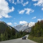 밴쿠버, 옐로나이프, 캐나다 로키 자유여행 37: 휘슬러산(Mountain Whistler)에 올라가기 위해 케이블카 주차장으로 가면서 아름다운 풍경들을 본다 (190902, 월)