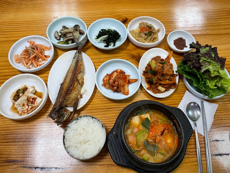신림역 밥집 한달간 4번이나 혼밥한 명희네분식 백반 : 네이버 블로그