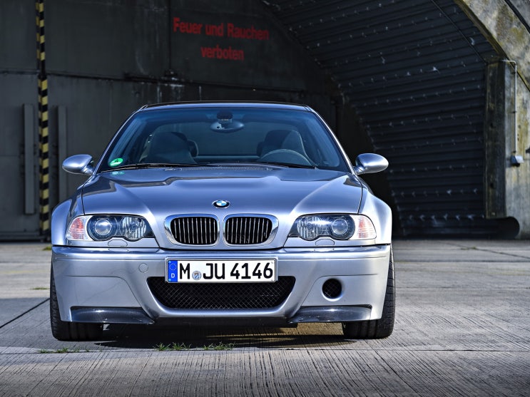 BMW E46 M3 CSL이 여전히 최고의 M 카로 여겨지는 이유 : 네이버 블로그