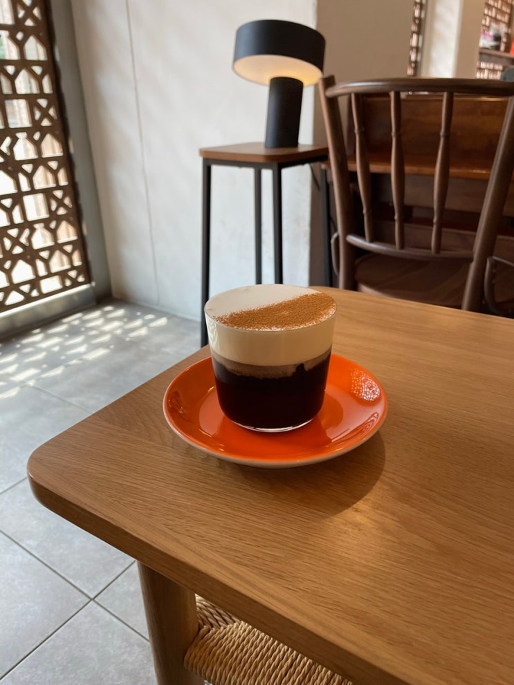성당에서 마시는 맛있는 커피, 은평뉴타운 YM Espresso room