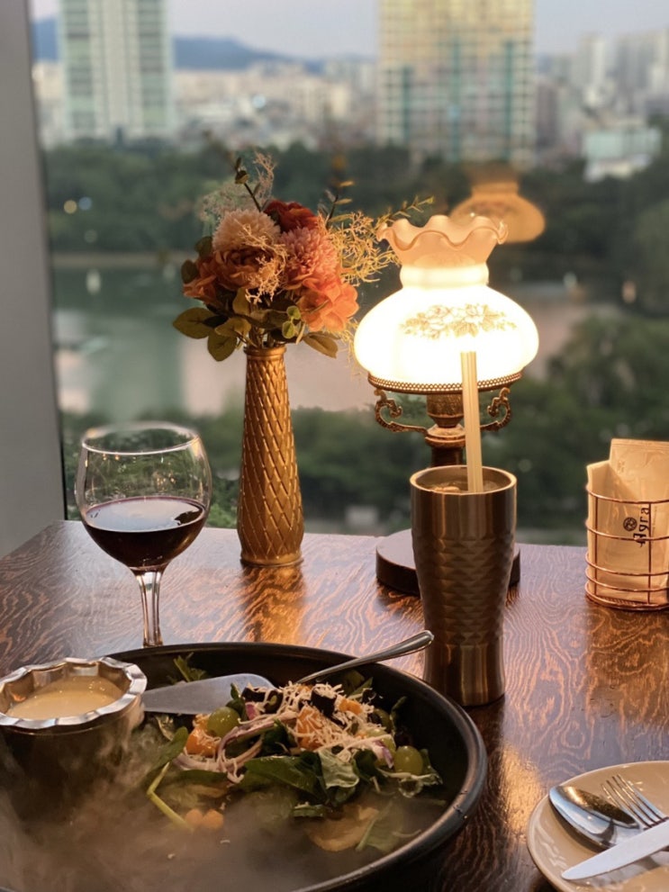 잠실 롯데월드몰 롯데타워 에비뉴엘 맛집/ 인도커리 '아그라 Agra' (+창가석 추천, 뷰 맛집) : 네이버 블로그